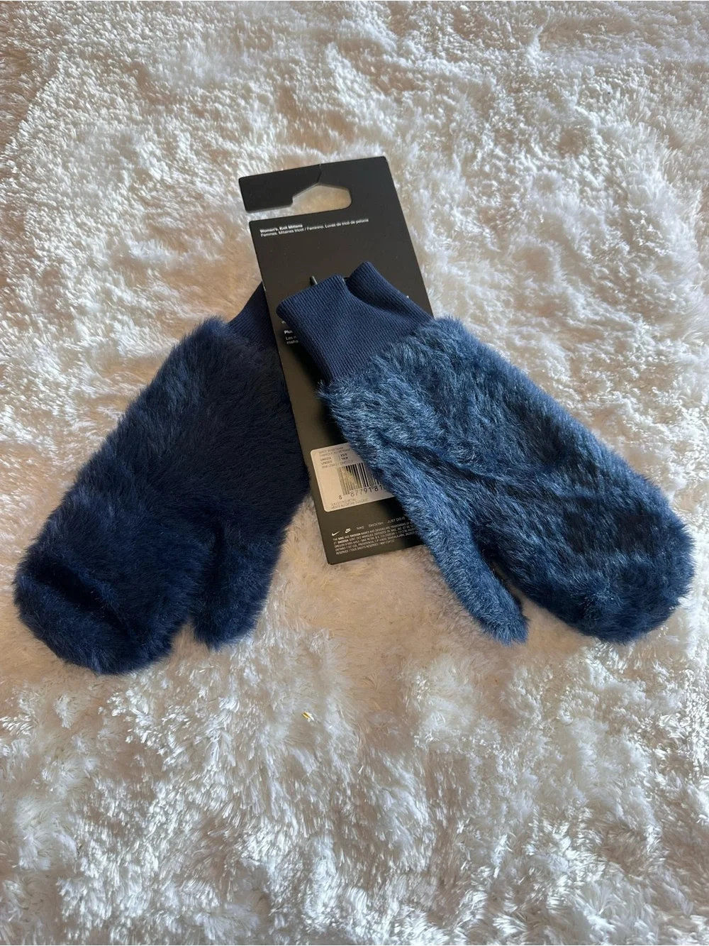 Nike Navy and White Fuzzy Knit Mittens